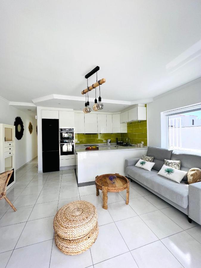 Luxury Penthouse With Breathtaking Views And Huge Private Terraces Apartment Puerto de Santiago  Exterior photo