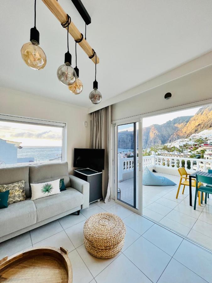 Luxury Penthouse With Breathtaking Views And Huge Private Terraces Apartment Puerto de Santiago  Exterior photo