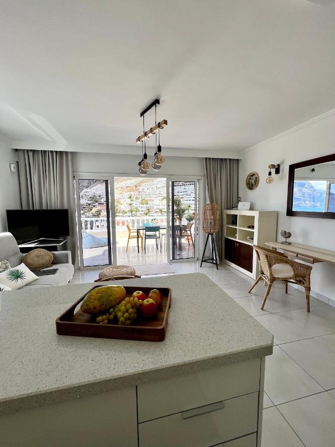 Luxury Penthouse With Breathtaking Views And Huge Private Terraces Apartment Puerto de Santiago  Exterior photo